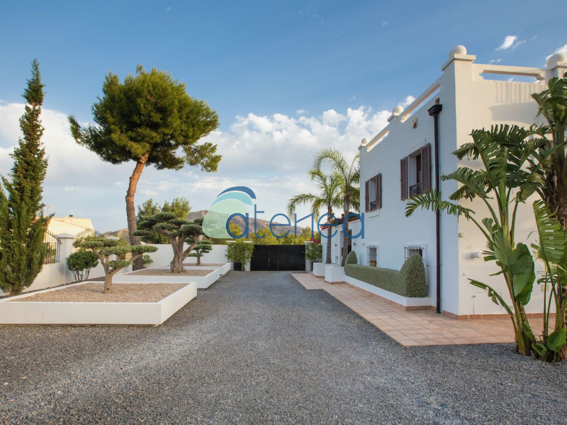 finca rústica encanto elegancia lujo Altea playa mar montaña casa alojamiento 