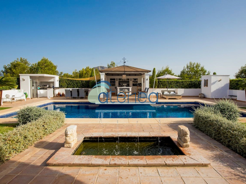 finca rústica encanto elegancia lujo Altea playa mar montaña casa alojamiento 